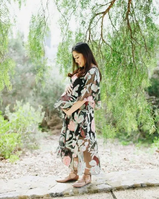 7 Potret Aliya Rajasa, Menantu SBY yang Hamil Anak Keempat 13 Aliya Rajasa membagikan foto baby bump