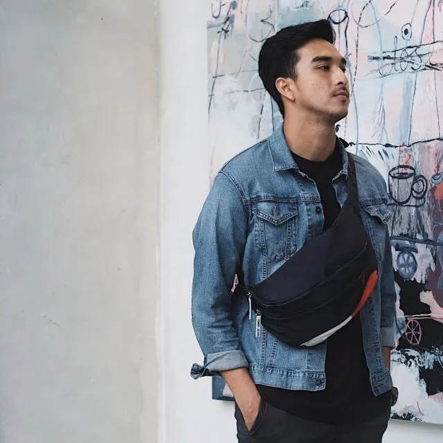 11 Potret Ibrahim Risyad, Aktor Ganteng yang Mirip Hamish Daud 22 Ibrahim Risyad