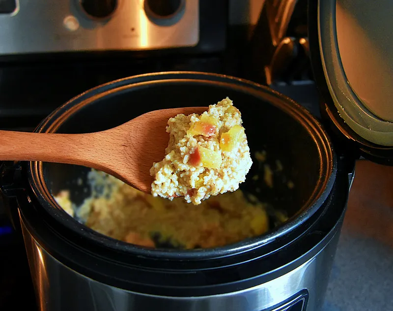 Penyebab Rice Cooker Bau Nggak Sedap dan Cara Mengatasinya. Harus Peka! 3 cara mengatasi rice cooker bau