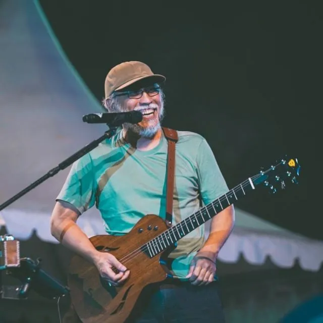 Lirik Lagu Iwan Fals