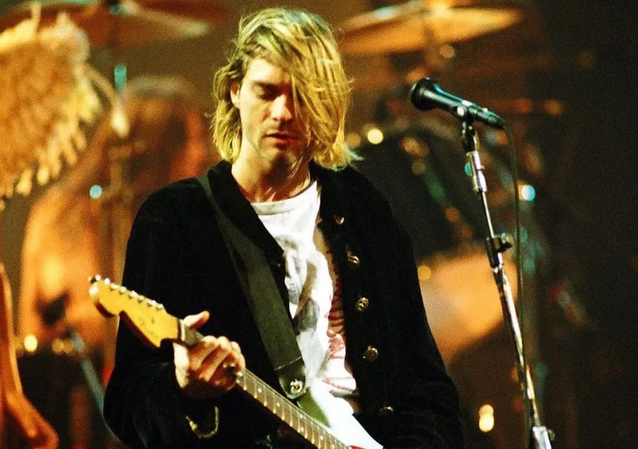 5 Artis Luar Negeri yang Meninggal Secara Misterius, Terbaru Tangmo Nida 8 Kurt Cobain