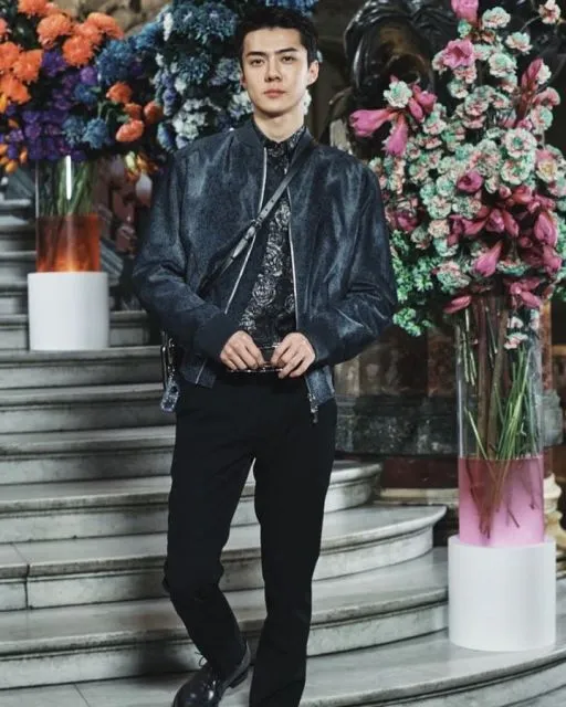 10 Inspirasi Outfit ala Sehun EXO, Clean Look! 19 Style Sehun EXO