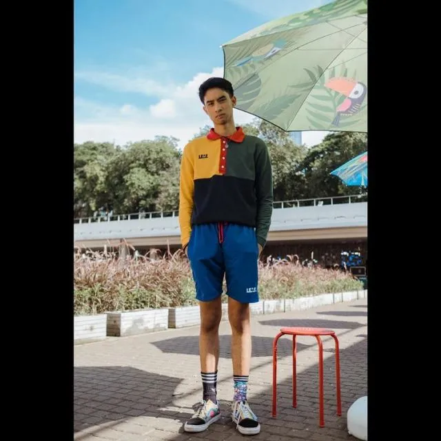 10 Potret Gaya Kece dan Modis ala Devano Danendra. Fashionable Abis! 19 style Devano Danendra