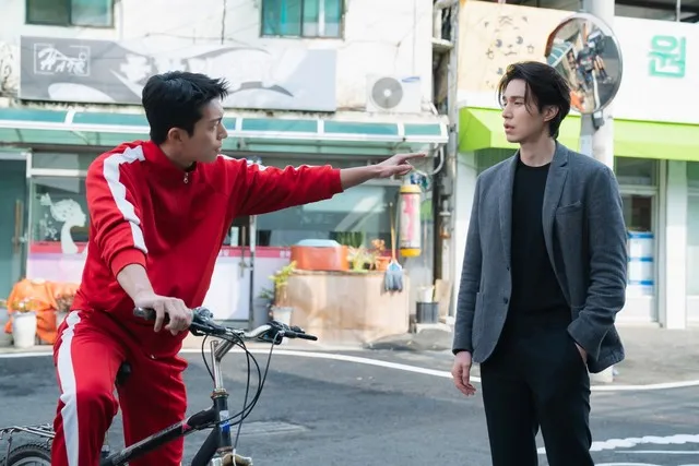 10 Rekomendasi Film dan Serial Netflix Terbaru Maret 2022 14 Bad and Crazy: Season 1