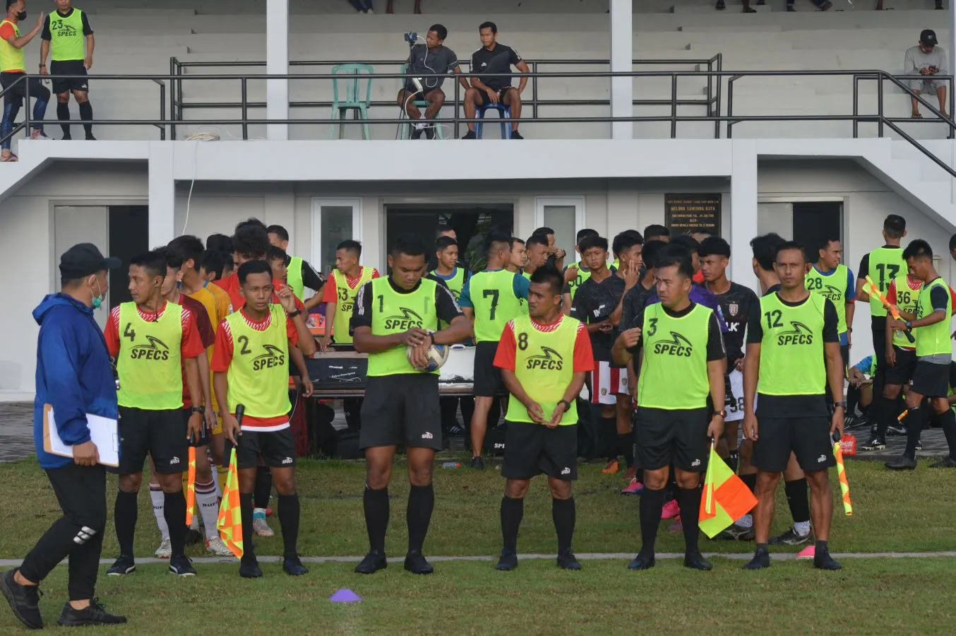 Musim Depan Liga 1 Gunakan AAR, Solusi Untuk Masalah Kepemimpinan Wasit 2