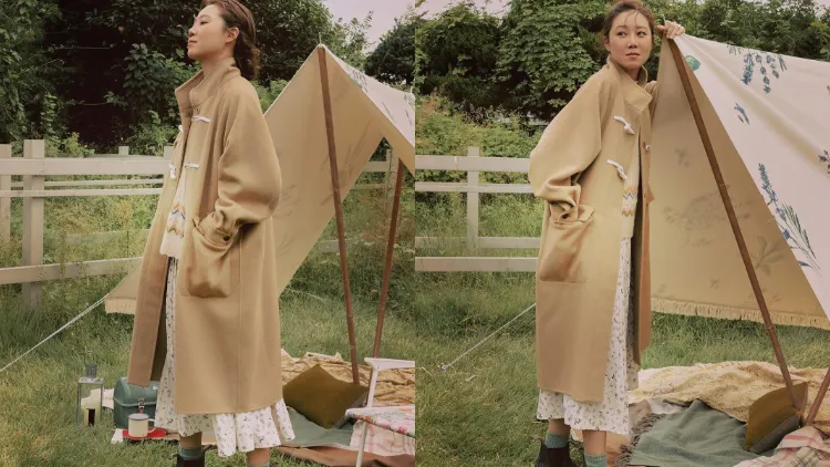 9 Potret Gaya Gong Hyo-jin, Lawan Main Lee Mih-ho di Upcoming K-Drama, Ask the Stars 15 Gong Hyo-jin lebih menyukai gaya casual untuk sehari-hari