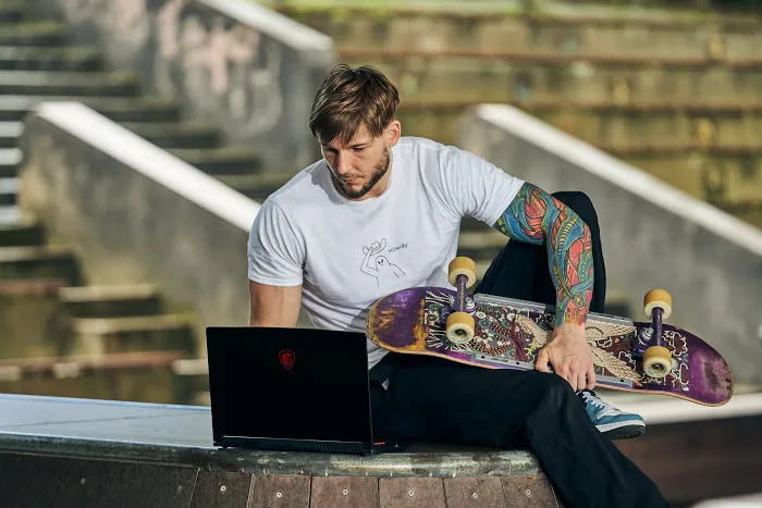 Berminat jadi YouTuber Gaming? Ini 3 Hal yang Harus Kamu Lakukan 7 YouTuber