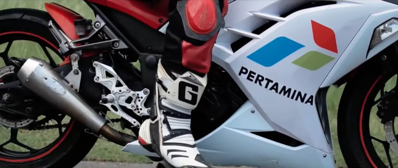 4 Fakta Bahan Bakar Motor MotoGP, Apakah Sama dengan Bensin Motor Harian? 8 MotoGP