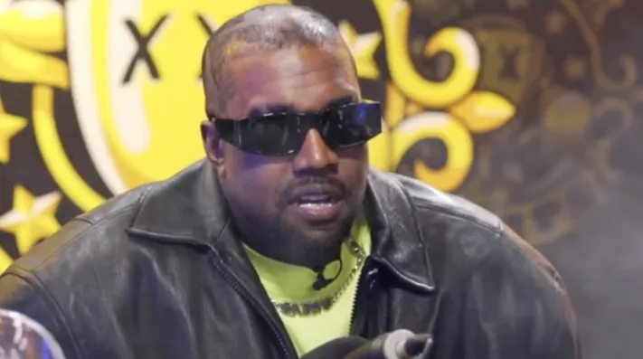 Kanye West Dilarang Tampil di Grammy Awards 2022, Pihak Penyelenggara Khawatirkan Hal ini 3 Kanye West Dilarang Tampil di Grammy Awards 2022 Karena Khawatir Akan Berulah