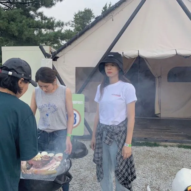 Inspirasi Gaya Fashion ala Seol In Ah, Sahabat Kim Sejeong di Drakor Business Proposal 19 Inspirasi gaya ala Seol In Ah