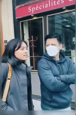 7 Potret Kedekatan Ariel Noah dan Alleia di Paris, Anya Geraldine Jadi Sorotan 14 Ariel Noah dan Alleia di Paris, Anya Geraldine ikut disorot