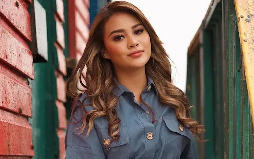 Menyandang Gelar Sebagai New Mom, Inilah Profil Aurel Hermansyah 4 karier aurel hermansyah