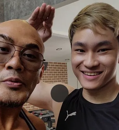Deddy Corbuzier Tak Akan Paksa Azka Corbuzier Ikuti Jejaknya Masuk Islam 5 Deddy Corbuzier dan Azka Corbuzier