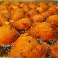 8 Tips Menggoreng Camilan Biar Nggak Banyak Menyerap Minyak