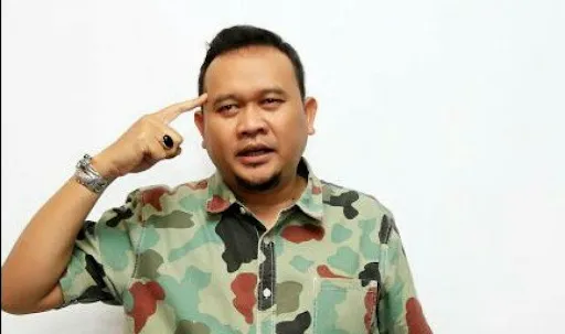 Komedian dengan Sejuta Logika Absurd, Beginilah Profil Cak Lontong 3 pendidikan cak lontong