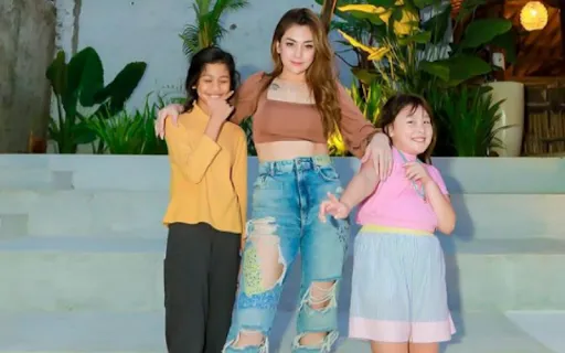 Profil Celine Evangelista: Keluarga, Karier, dan Asmara 3 keluarga celine evangelista