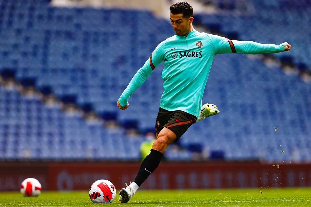 Ronaldo Geram Ditanya Kapan Pensiun dari Timnas Portugal 2