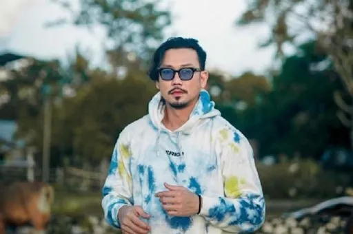 Profil Denny Sumargo, Pebasket yang Sukses Menjadi Aktor 3 karier denny sumargo