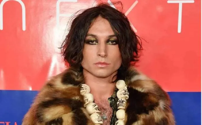 Ezra Miller Pemeran The Flash Ditangkap Polisi Gegara Bikin Onar 2
