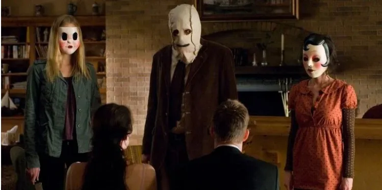 Pengin Tes Fobia? Coba Tonton 9 Film Horor yang Terinspirasi dari Berbagai Fobia ini! 18 The Strangers