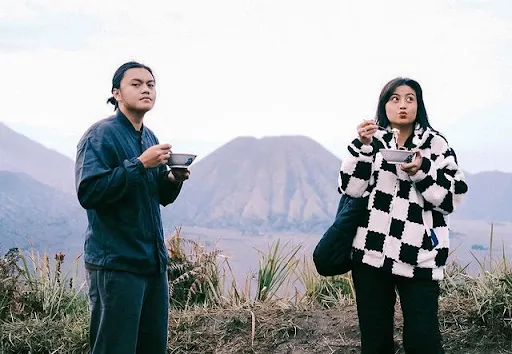 Profil Awkarin, Selebgram yang Merangkap Pengusaha 6 pasangan awkarin