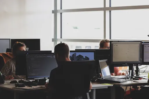 Cek Gaji Programmer, Pemula dan Senior Jumlahnya Beda Lho! 2 job desc programmer
