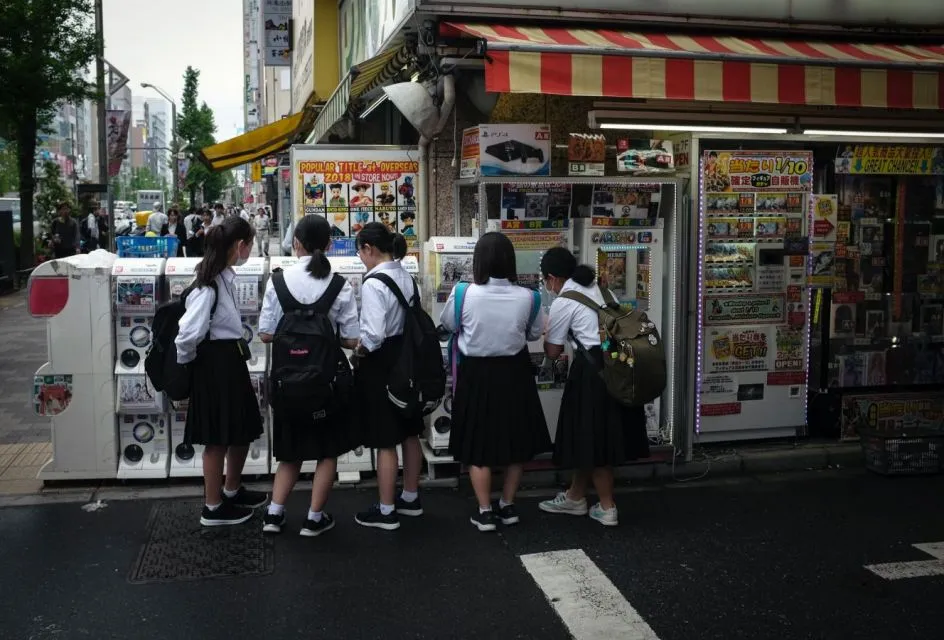 Serba-serbi Larangan Ikat Rambut Bagi Siswi di Jepang. Absurd banget! 3