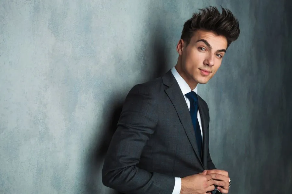 Ini 3 Alasan Cowok Harus Coba Tren Rambut Baru dengan Clay 5 model rambut undercut quiff