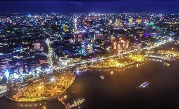 5 Kota di Indonesia yang Cocok Banget Jadi Latar Cerita Superhero. Setuju Nggak? 10 Kota Makassar