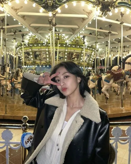 10 Vokalis Utama Grup K-Pop Terbaik Choeaedol. Ada Baekhyun EXO dan Jungkook BTS! 13 Jihyo TWICE