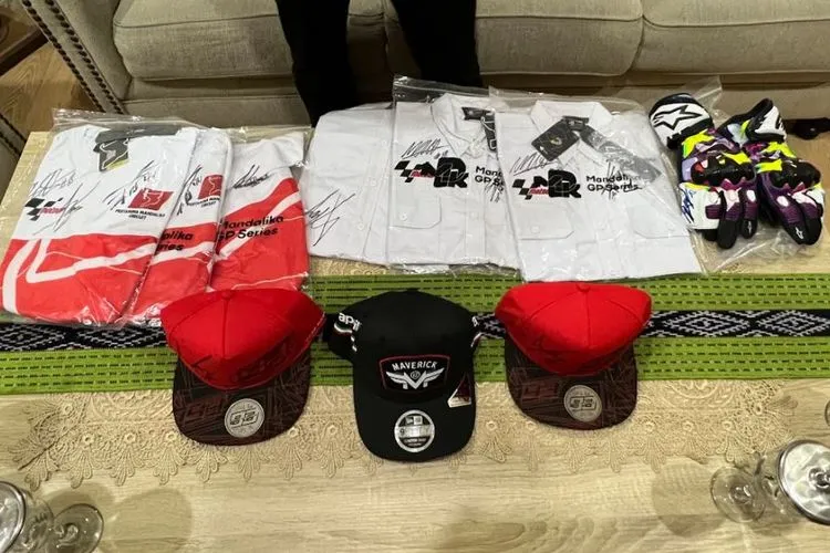 Begini Klarifikasi Kemenkeu Terkait Lelang Barang Pemberian Pembalap MotoGP 2 Barang pembalap MotoGP