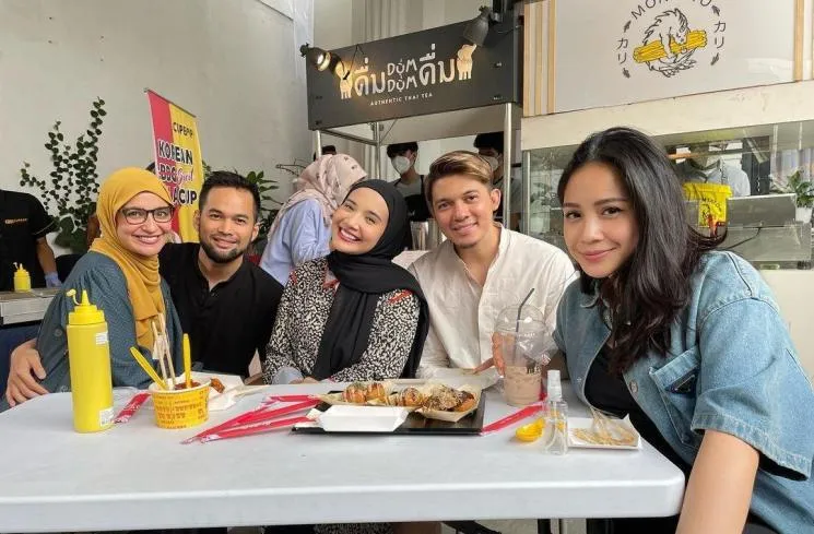 Nagita Slavina Ungkap Gaji Pertama Saat Terjun di Industri Hiburan 3 Nagita Slavina dan The Sungkars