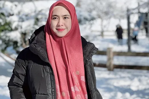 Profil Oki Setiana Dewi, Aktris dan Pendakwah Berprestasi 3 pendidikan oki setiana dewi