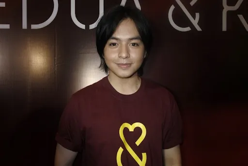 Intip Profil Angga Yunanda, Aktor Muda Ganteng dan Karismatik 4 pendidikan angga yunanda