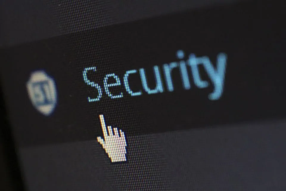 7 Tips Menghindari Cyber Crime Saat Berdigital Ria. Awas, Datamu Dijaga! 10 tips menghindari cyber crime