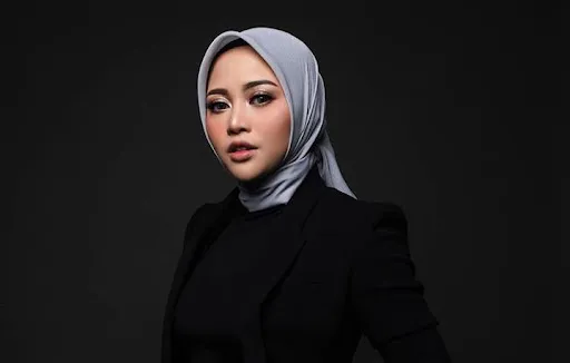 Profil Rachel Vennya, Selebgram dari Keluarga Broken Home 4 karier rachel vennya
