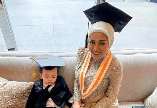 Profil Rachel Vennya, Selebgram dari Keluarga Broken Home 5 pendidikan rachel vennya