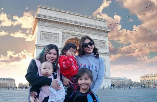 Potret Sarwendah Liburan Sambil Kerja di Paris, Pakai Gaun sampai Daster 9 Sarwendah