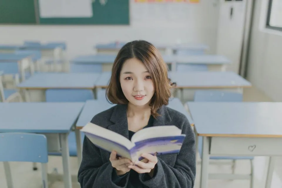 Serba-serbi Larangan Ikat Rambut Bagi Siswi di Jepang. Absurd banget! 4 Larangan