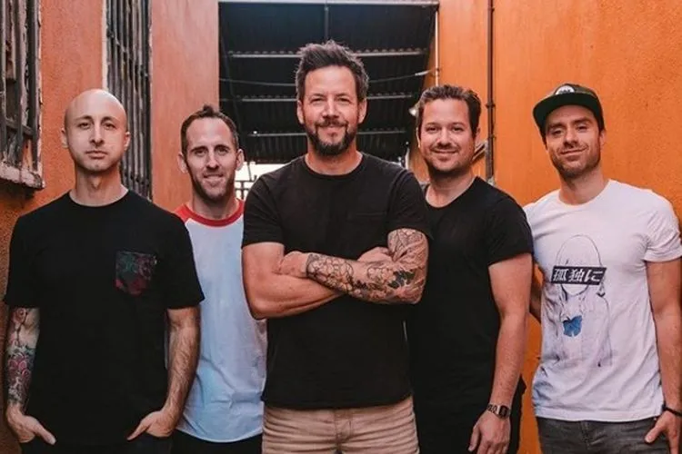 Momen Olga Syahputra Joget Bareng Simple Plan Kembali Viral 2 Simple Plan Olga Syahputra