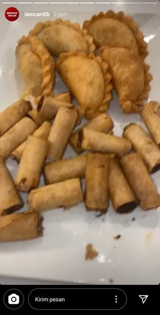 9 Artis Luar Negeri yang Punya Makanan Indonesia Favorit. Apa Saja? 15 Cardi B