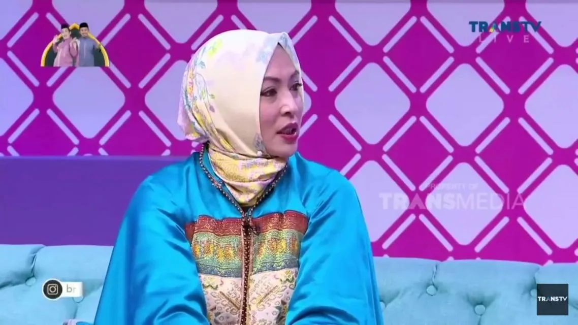 Angelina Sondakh Rela Banting Setir Jualan Kue Kering Demi Menyambung Hidup 3 Angelina Sondakh rintis bisnis kue kering