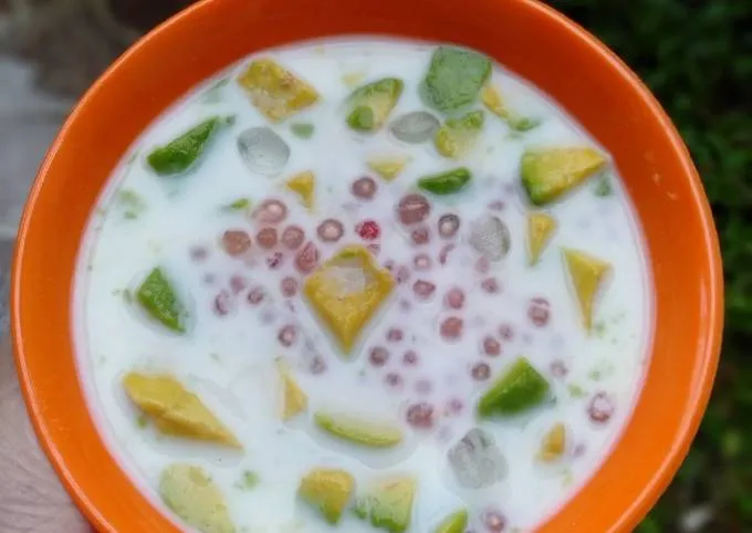 Resep Es Alpukat Mutiara, Hidangan Manis dan Menyegarkan! 2 es alpukat mutiara