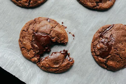 Yuk Praktekkan 3 Resep Kue Lebaran Coklat Ini di Rumah 5 resep chocochip cookies