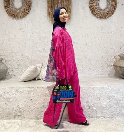 Potret Gaya Terbaru Tya Ariestya Usai Memutuskan Berhijab 9 Tya Ariestya