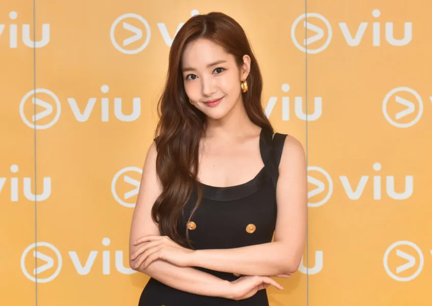 Mengenal Teknik Skincare dan Makeup ala Tokoh di Drama Korea 7 Secretary Kim