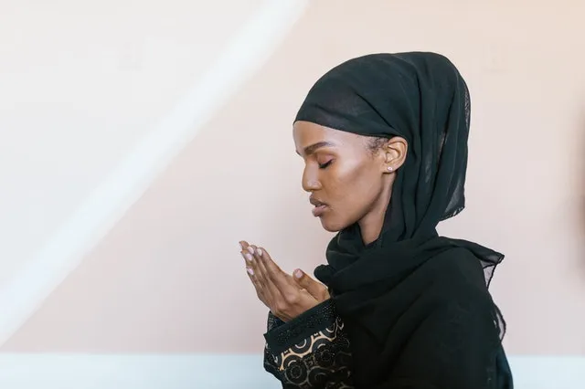 Kapan Saat yang Dianjurkan Membaca Niat Puasa Ramadhan? 3 Lafal niat puasa ramadhan dan artinya
