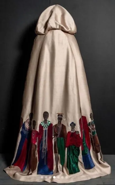 Detail Karya Fesyen Hian Tjen yang Dipamerkan di Arab Fashion Week 2022 13 karya fesyen Hian Tjen