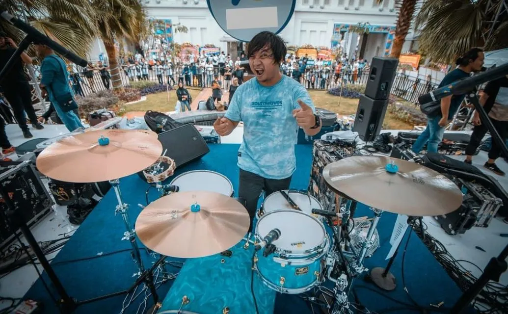 Brian Kresna, Drummer Sheila On 7 Resmi Hengkang Setelah 17 Tahun Bersama 3 Brian Kresna keluar dari Sheila On 7