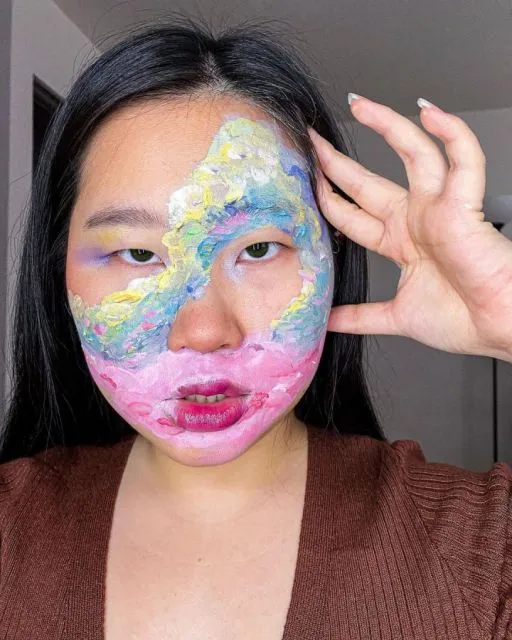 9 Potret Makeup Unik dari Tetesan Cat Wajah ala MUA @sunshinethebee. Stunning! 11 Face painting ala Josie